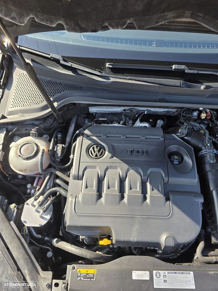 VW Golf 1.6 TDI Stream - 21