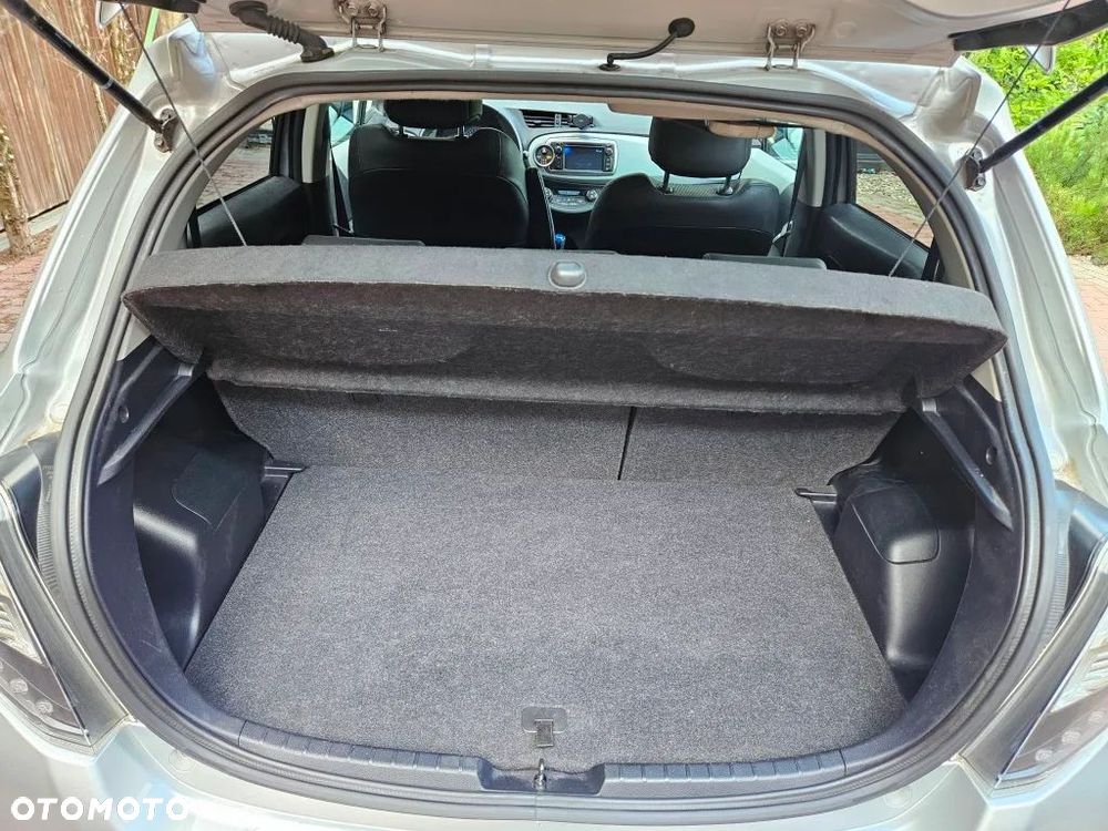 Toyota Yaris - 13
