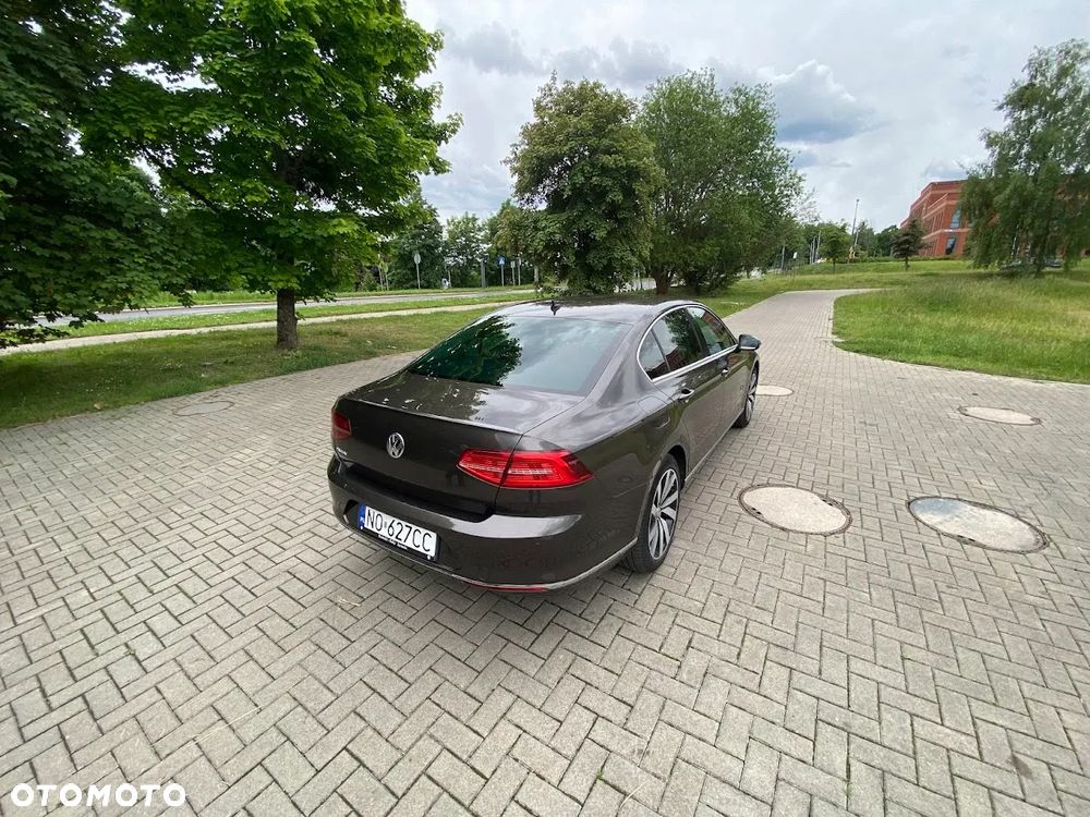 Volkswagen Passat 1.8 TSI BMT Highline DSG - 10
