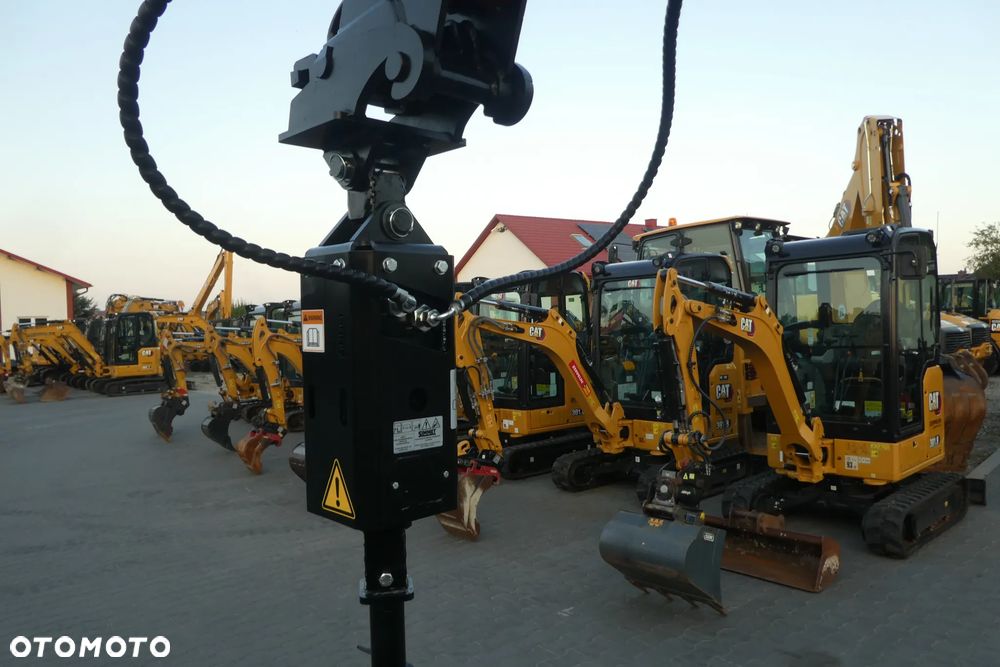 Caterpillar 301,6 Z NIEMIEC Z WIERTNICĄ - 22