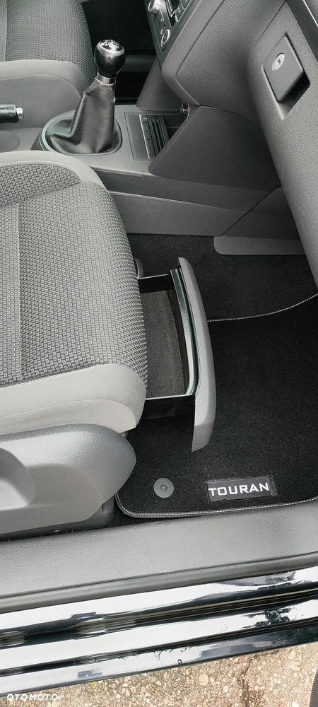 Volkswagen Touran 1.6 TDI DPF Trendline - 15