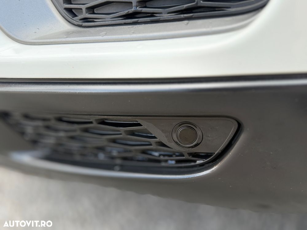 Land Rover Range Rover Evoque - 24
