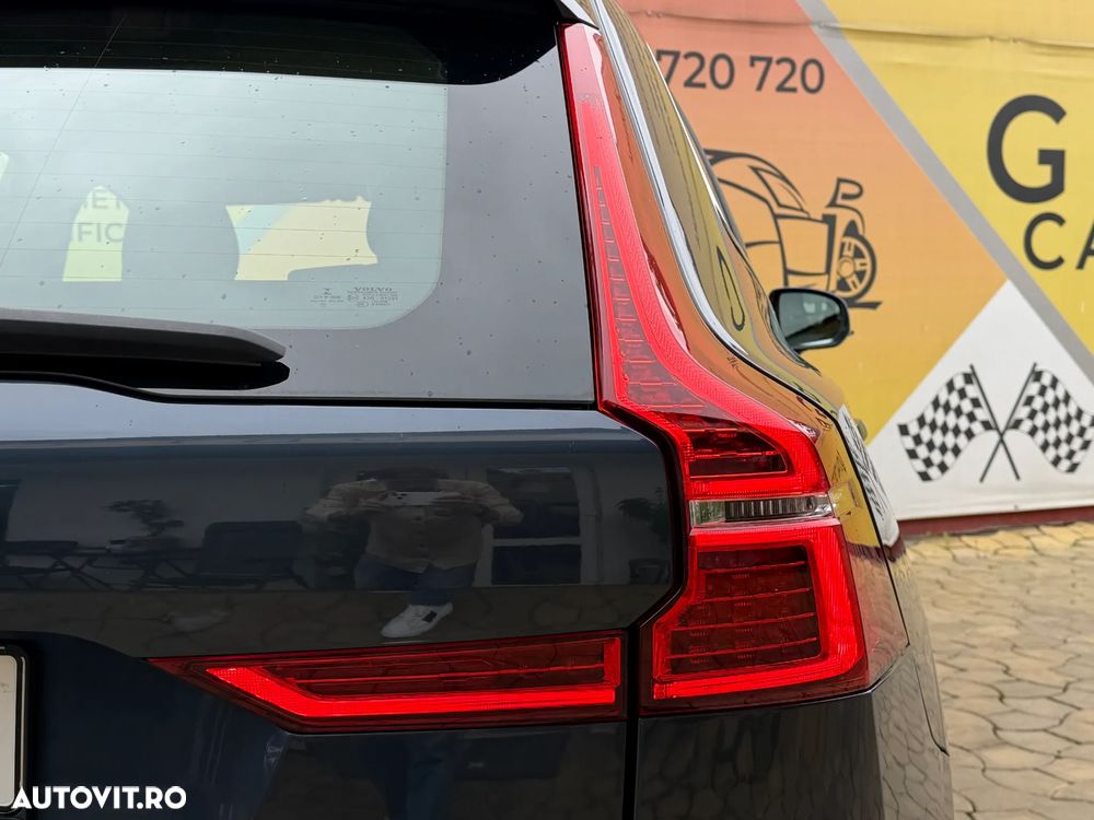 Volvo XC 60 T8 AWD Recharge Geartronic Inscription Expression - 25