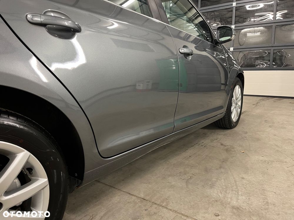 Volkswagen Jetta 1.9 TDI DPF Comfortline - 24