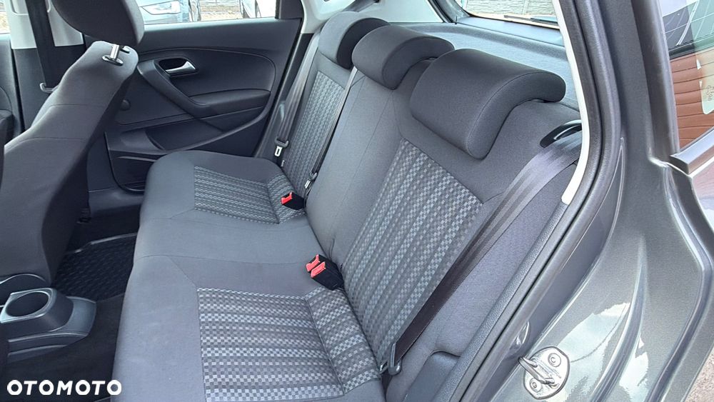 Volkswagen Polo 1.2 Trendline - 32