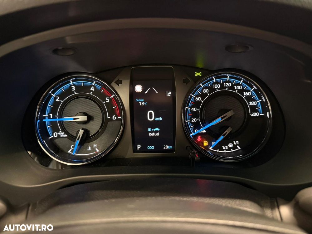 Toyota Hilux 2.8D 204CP 4x4 Double Cab AT Invincible - 16