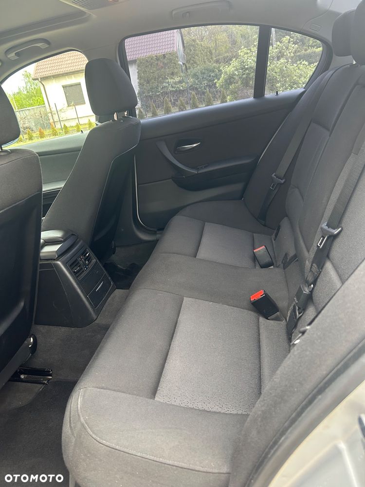 BMW Seria 3 320i - 19