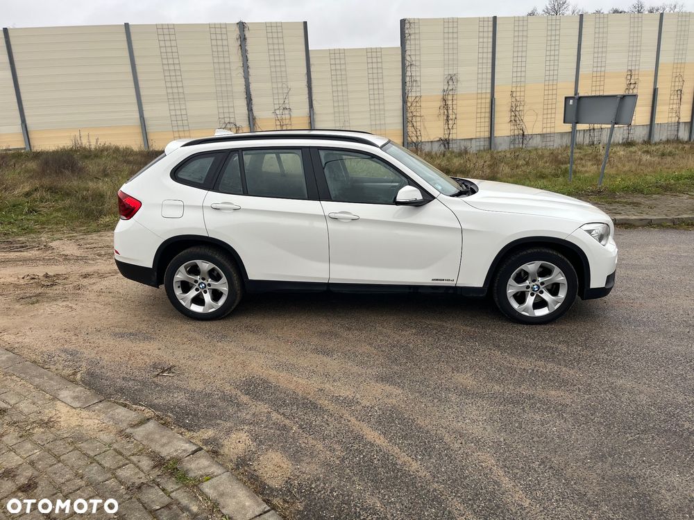 BMW X1 sDrive16d xLine - 3