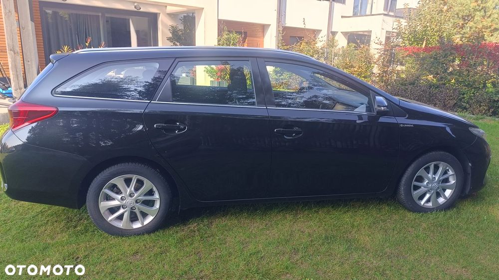 Toyota Auris 1.6 Premium Comfort - 15