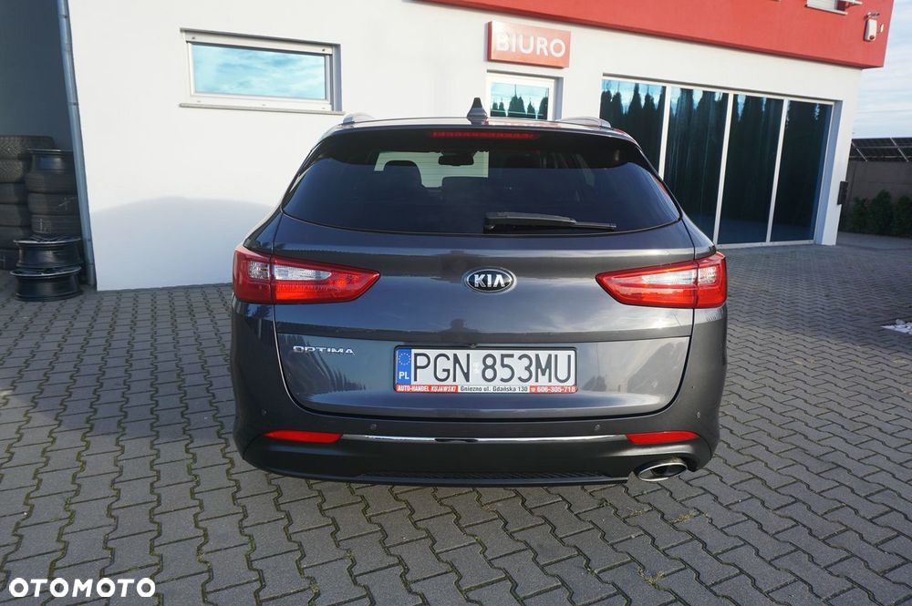 Kia Optima - 25
