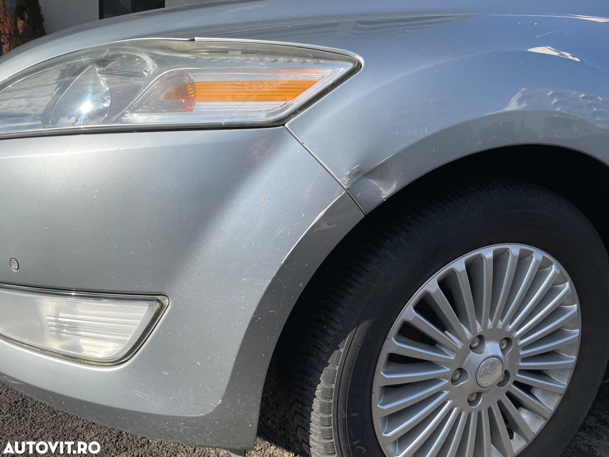 Ford Mondeo - 10