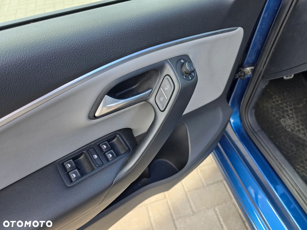 Volkswagen Polo - 24