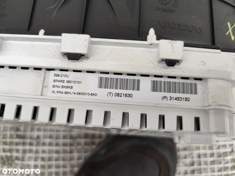 Volvo XC60 I Lift 13-18 2.0 D4 R-Design Licznik Zegary 31453150 - 10