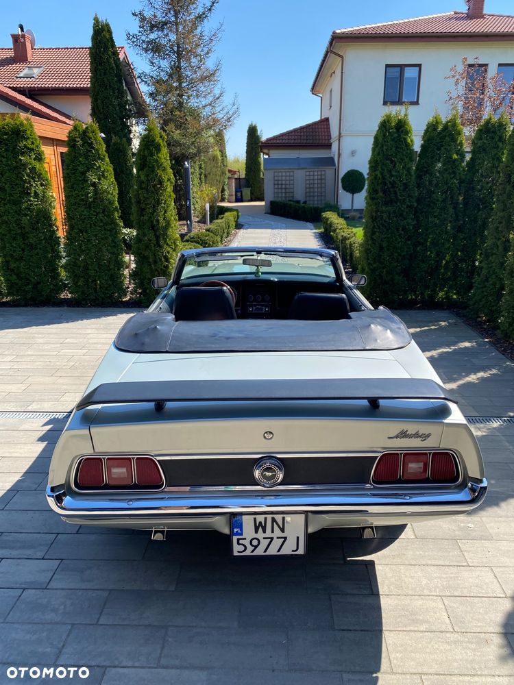 Ford Mustang - 14