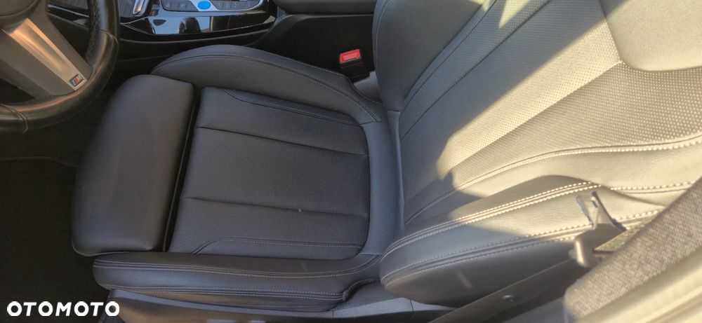 BMW iX3 Impressive - 10