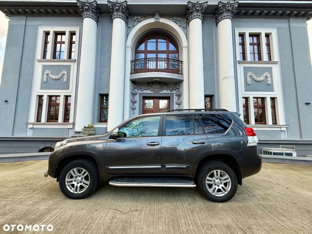 Toyota Land Cruiser LC 3.0 D-4D Prestige - 2