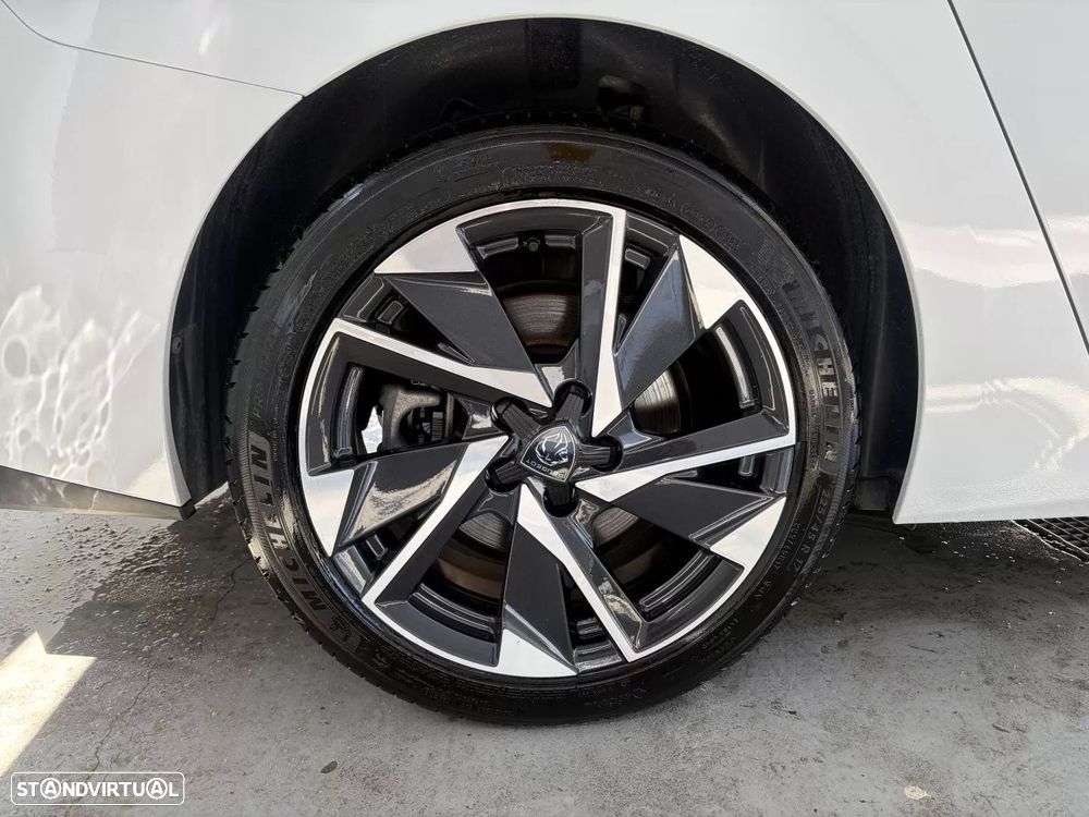 Peugeot 308 SW - 10