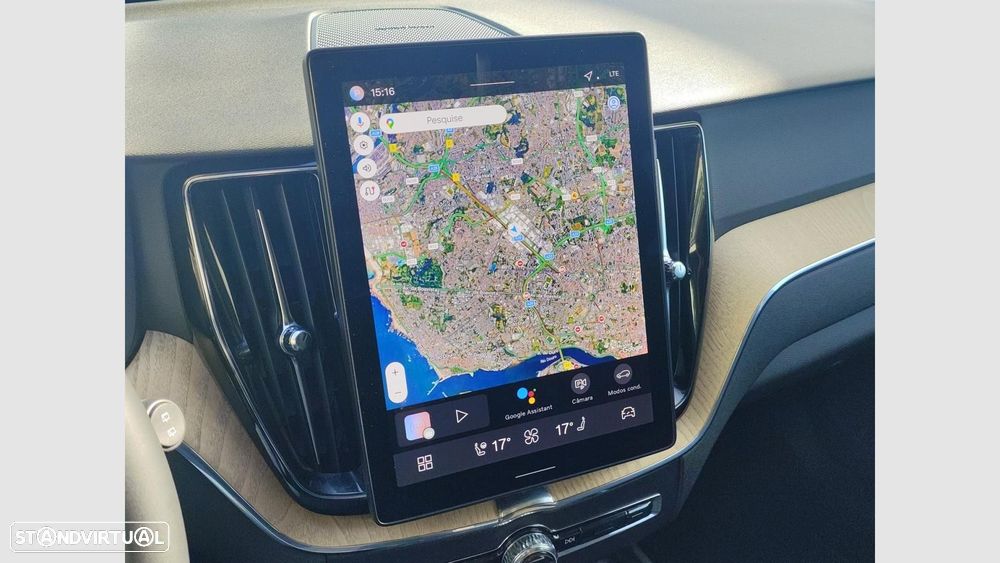 Volvo XC 60 2.0 T6 PHEV Plus Dark AWD - 17