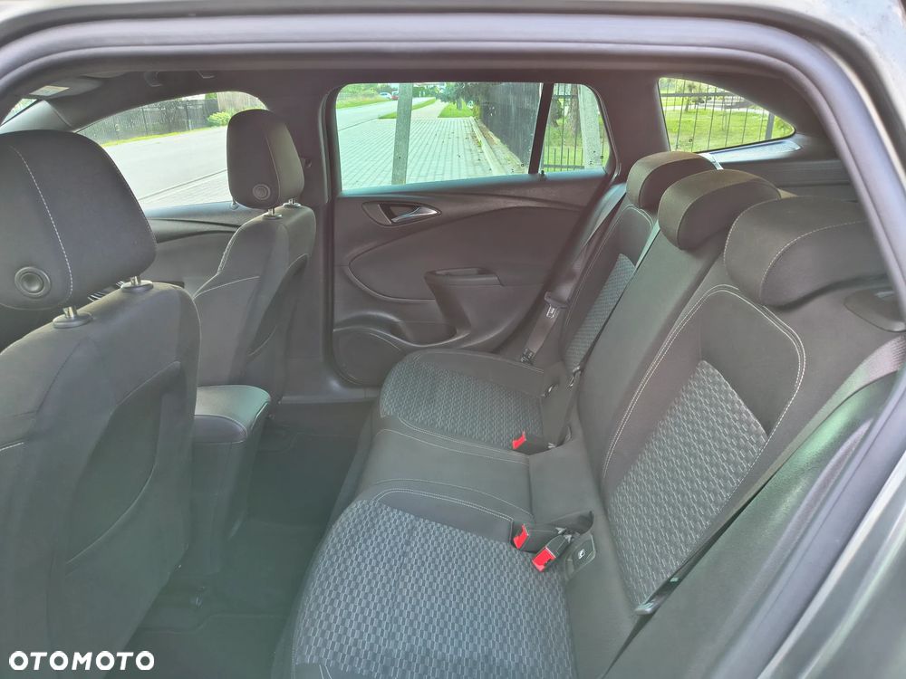 Opel Astra 1.6 D (CDTI) Automatik Edition - 22