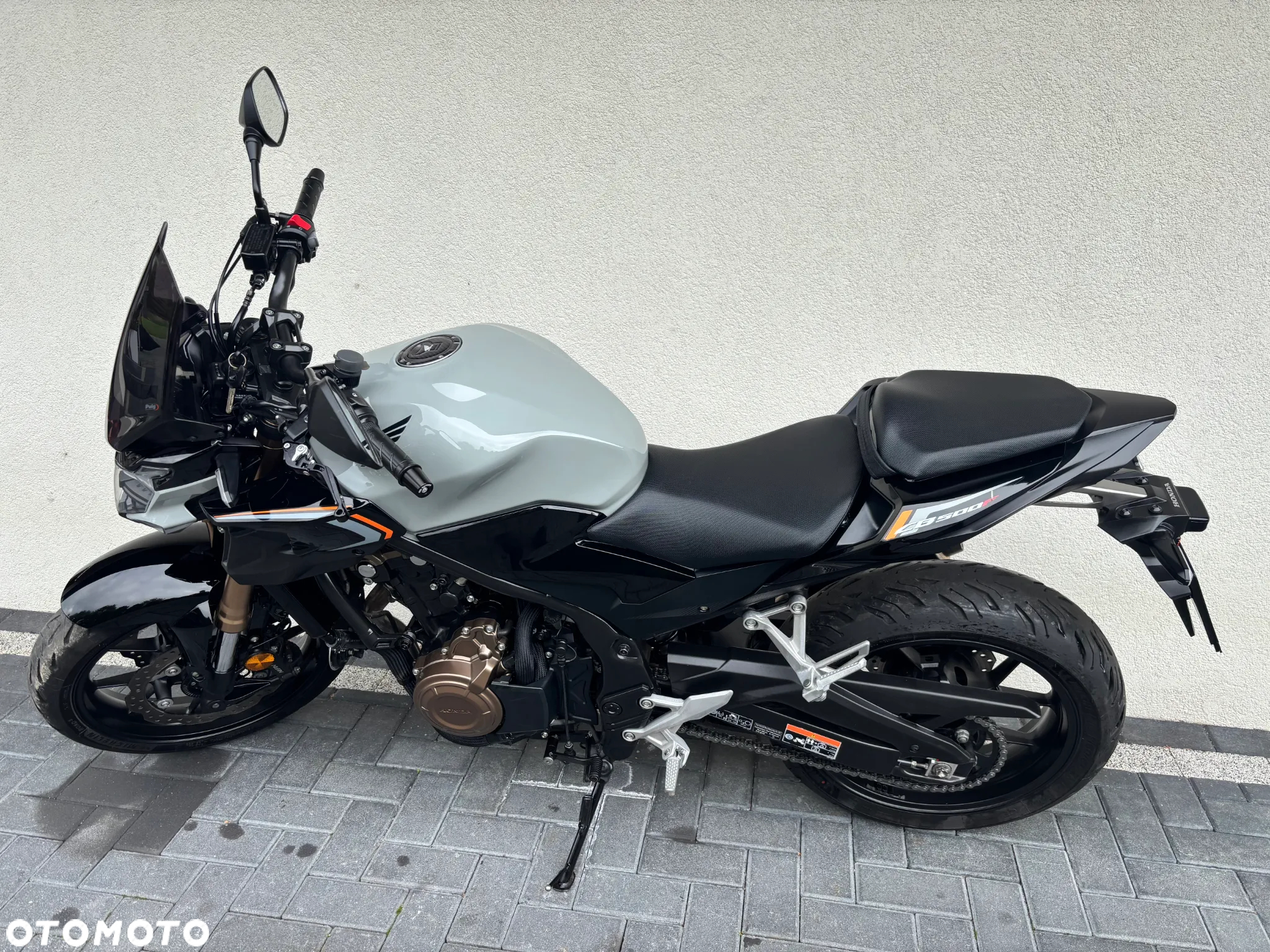 Honda CB - 4