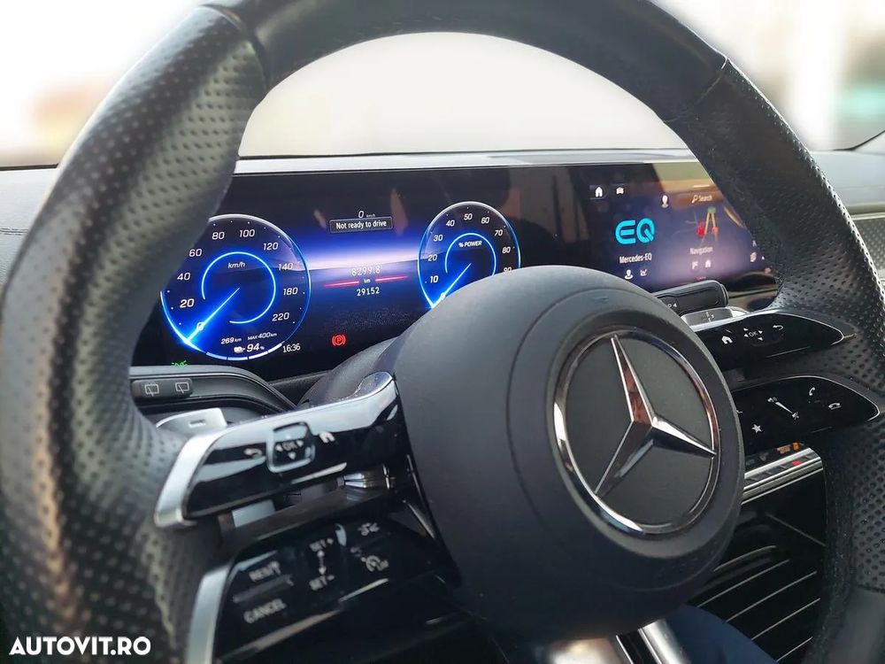 Mercedes-Benz EQB - 18