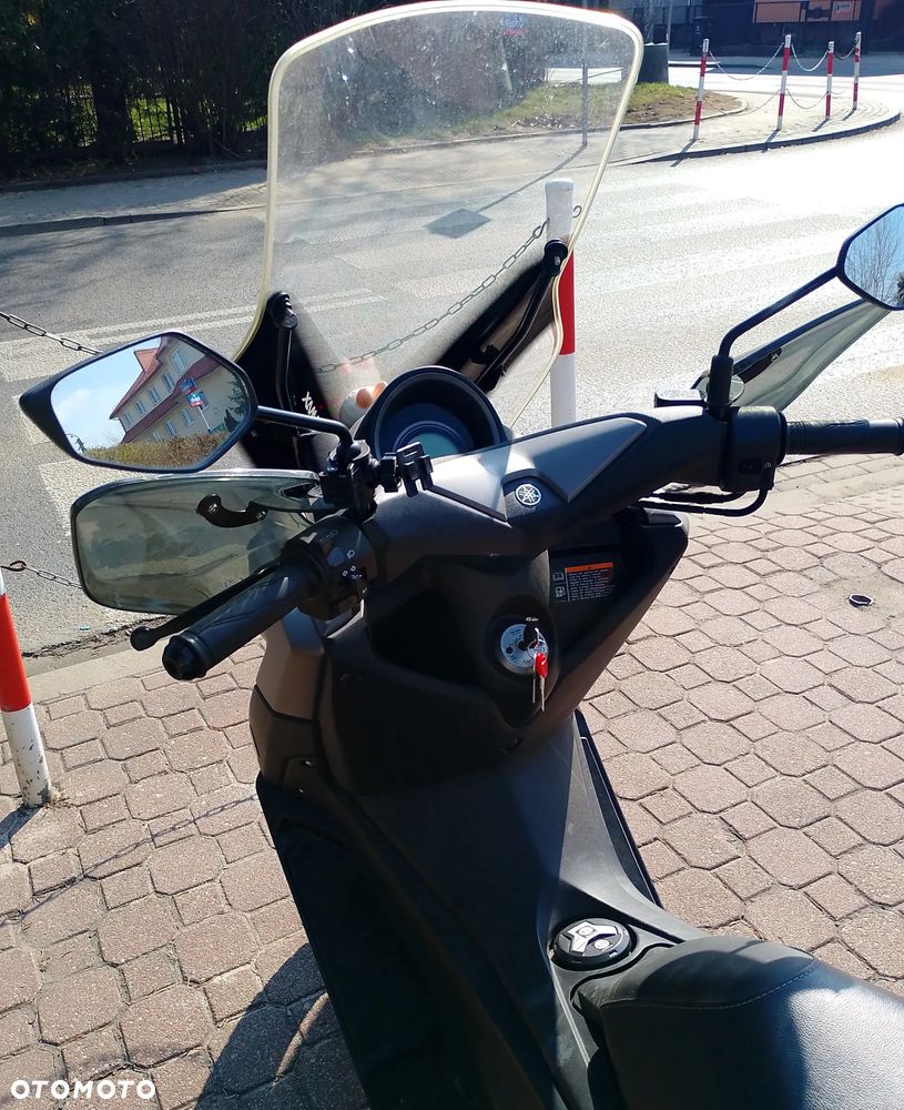 Yamaha NMAX - 5