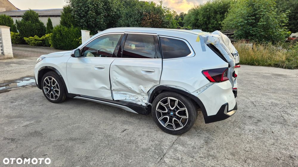 BMW X1 sDrive18d Sport Line - 7