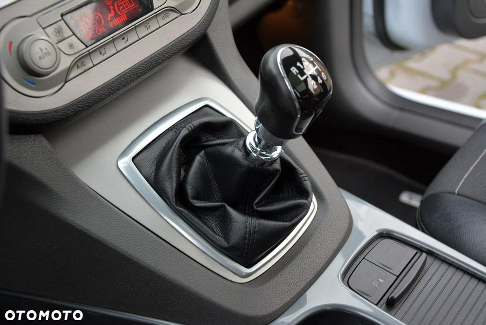 Ford Kuga 2.0 TDCi 4WD Titanium - 30