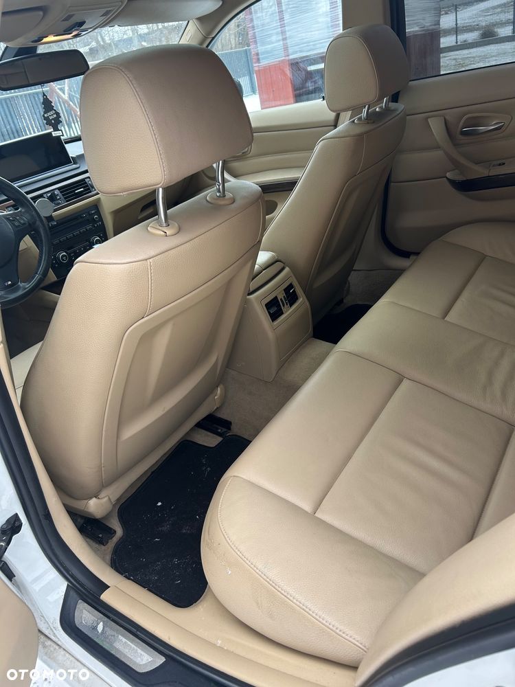 BMW Seria 3 318i Edition Exclusive - 9