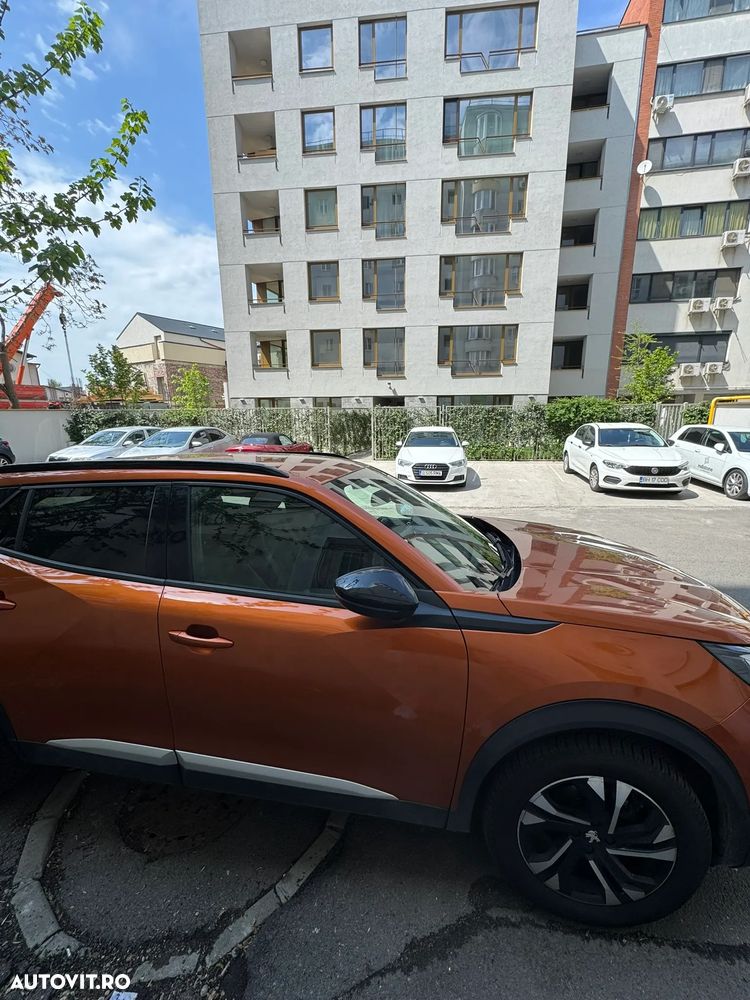 Peugeot 2008 1.2 L PureTech STT EAT8 Allure - 7