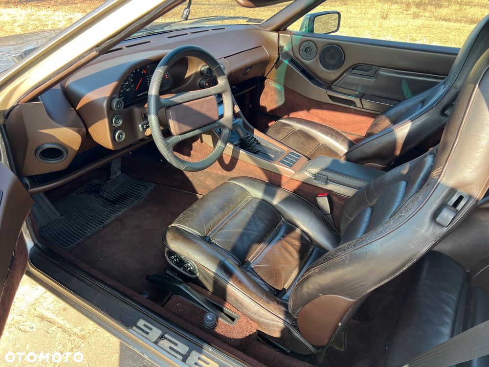Porsche 928 - 6