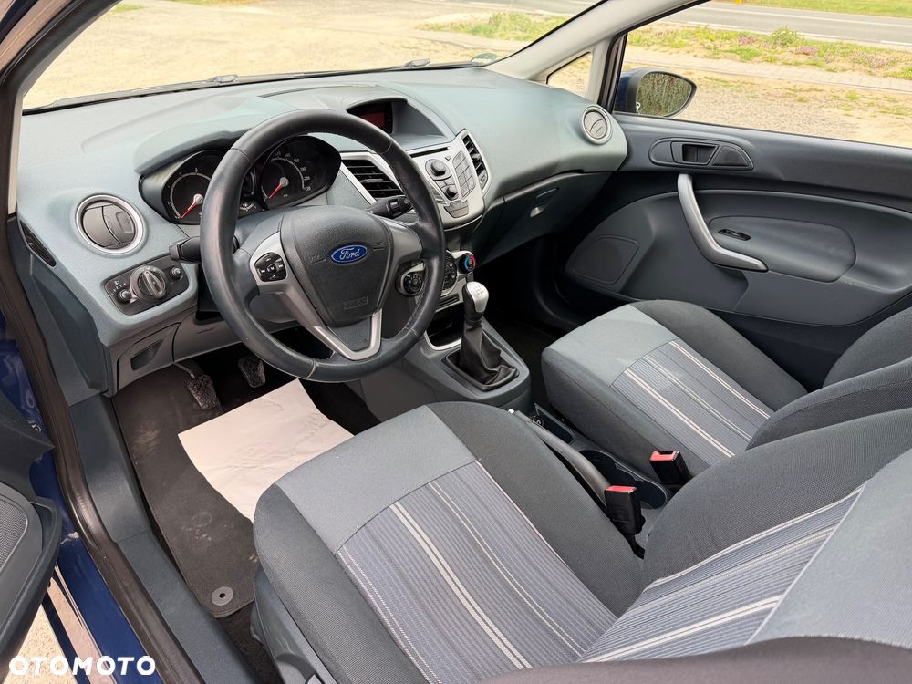 Ford Fiesta 1.25 Ambiente - 14