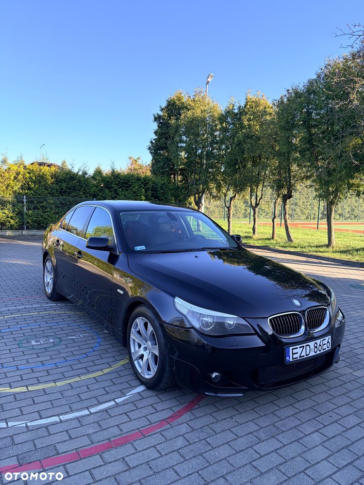 BMW Seria 5 520i - 10