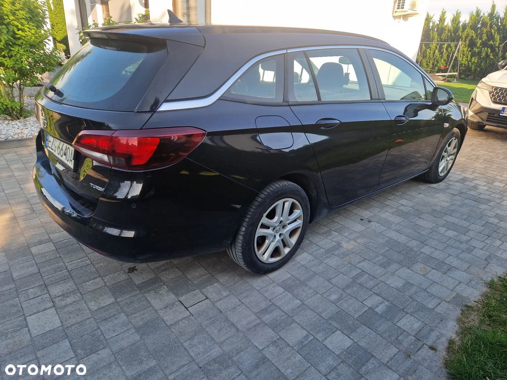Opel Astra 1.4 T Enjoy - 6