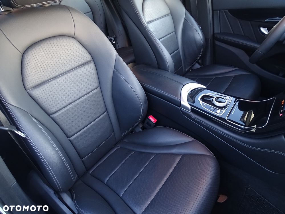 Mercedes-Benz GLC 250 4Matic 9G-TRONIC - 21