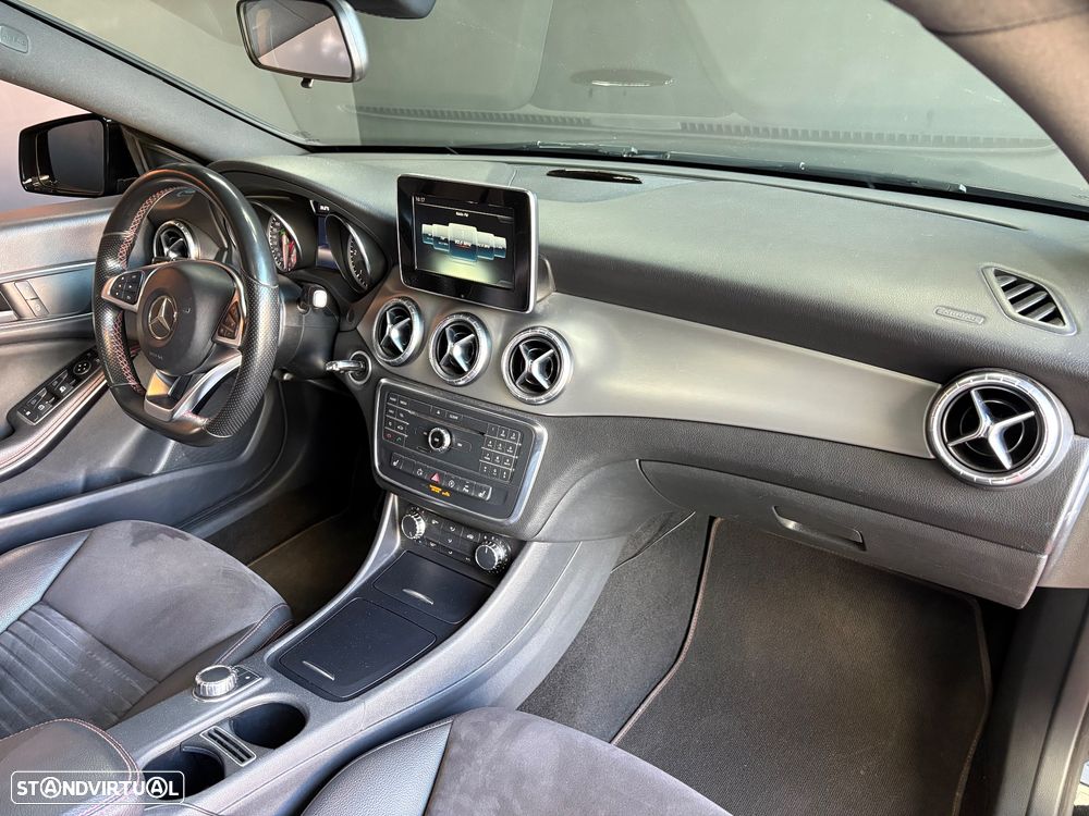 Mercedes-Benz CLA 220 (CDI) d 7G-DCT AMG Line - 17