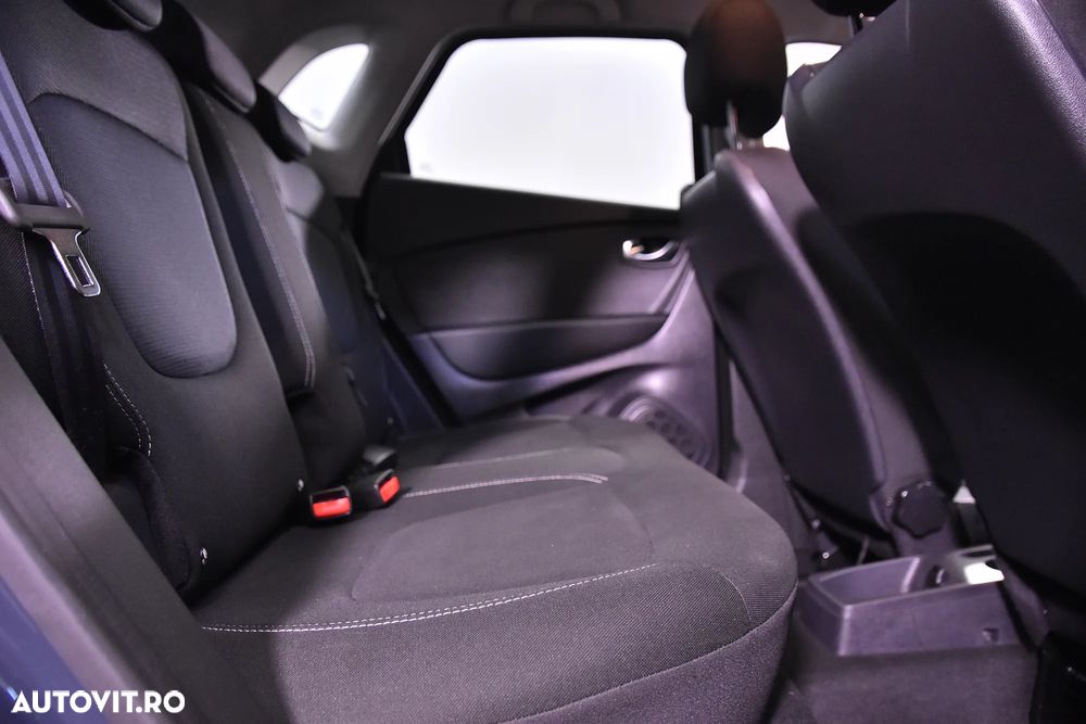Renault Captur - 12