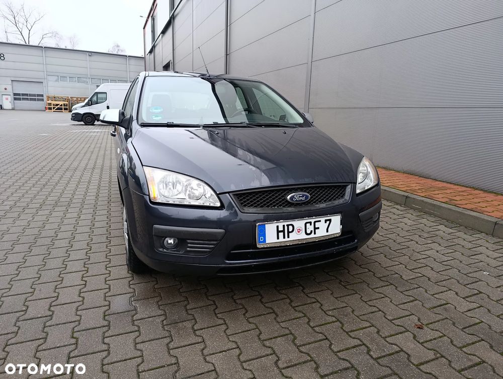 Ford Focus 1.6 16V Fun X - 14