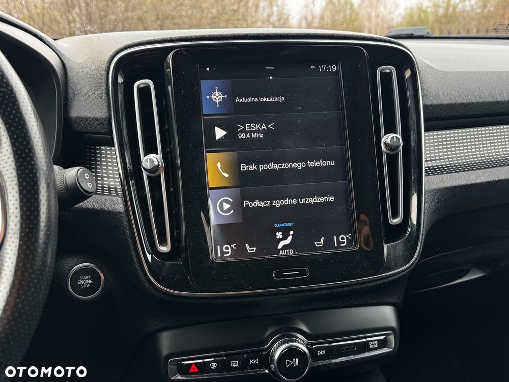 Volvo XC 40 D3 SCR R-Design - 18