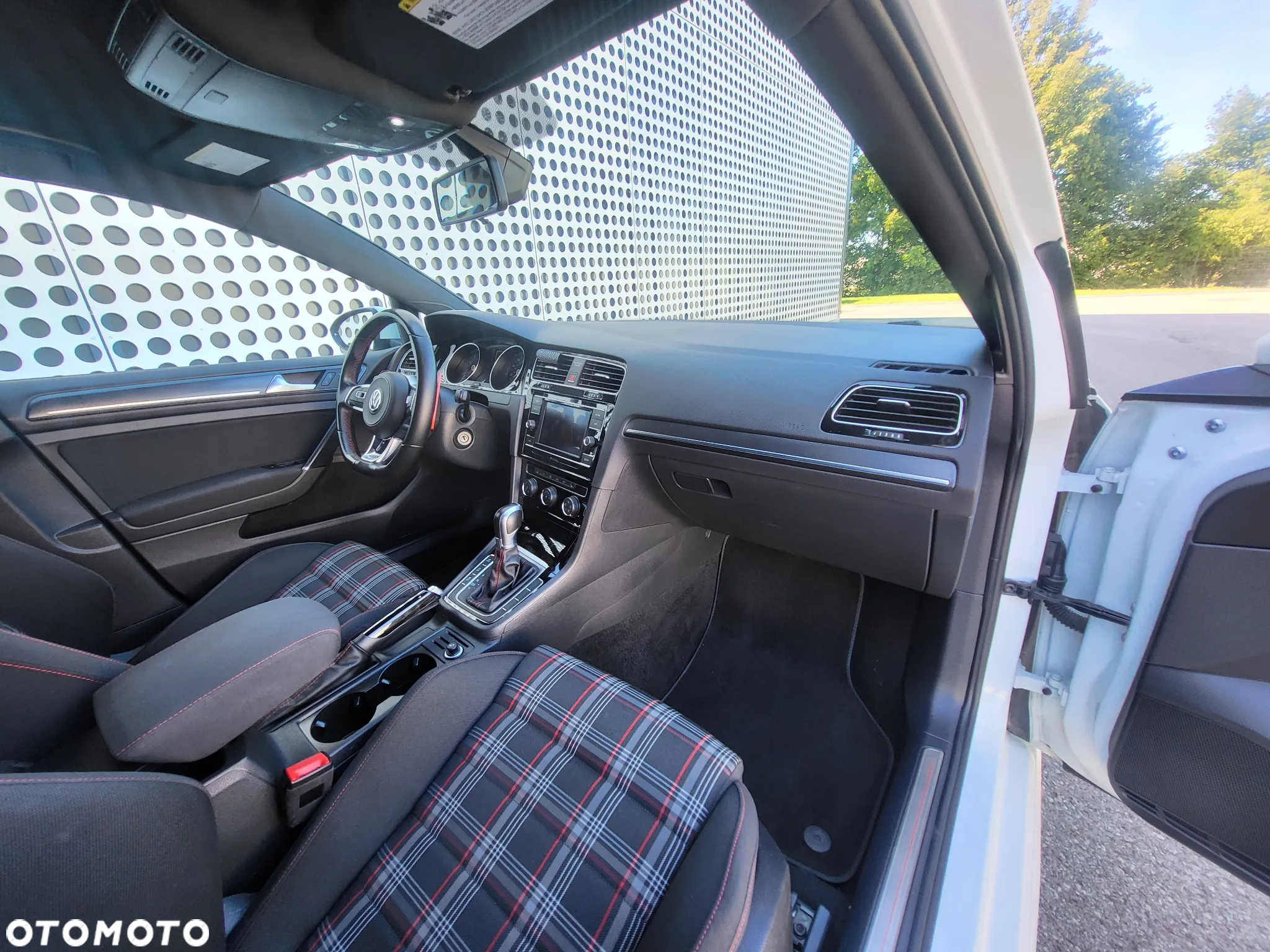 Volkswagen Golf 2.0 TSI OPF DSG GTI - 11