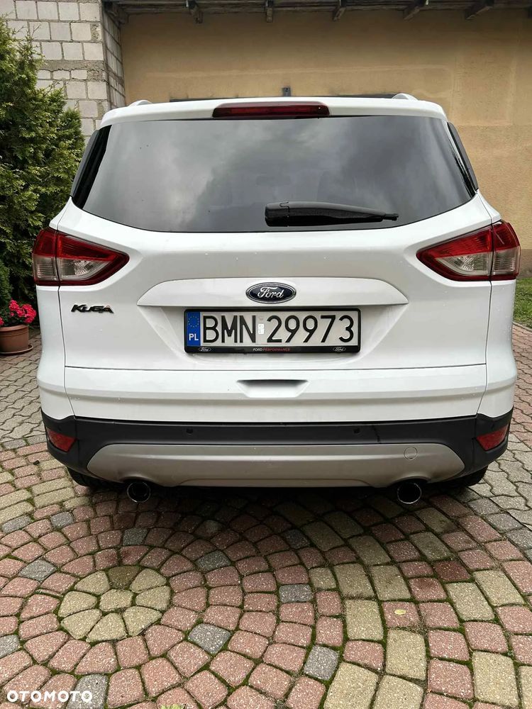 Ford Kuga - 10