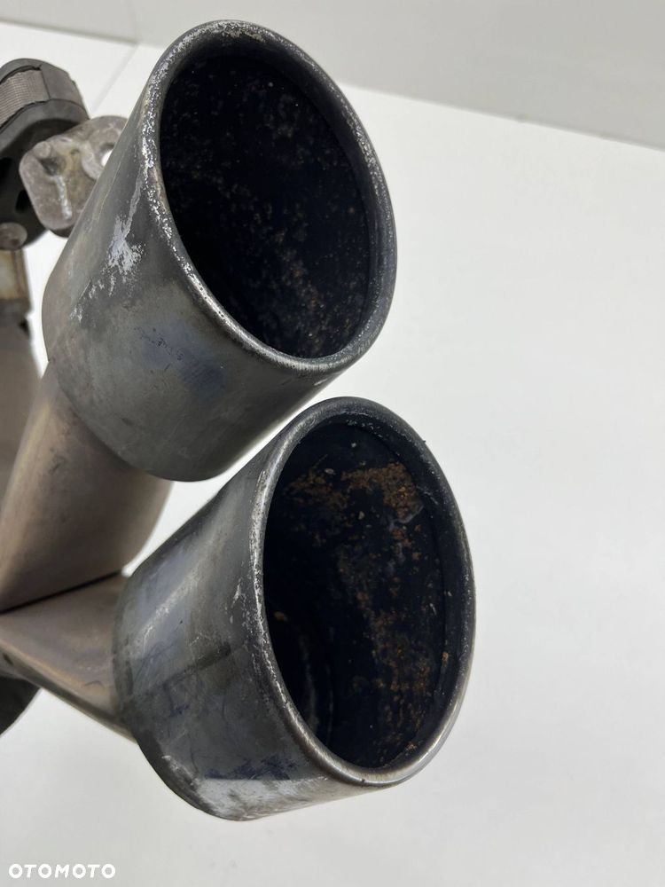 BMW 5 G30 B57D30C M550D KOŃCÓWKA WYDECHU PRAWA TYŁ - 4