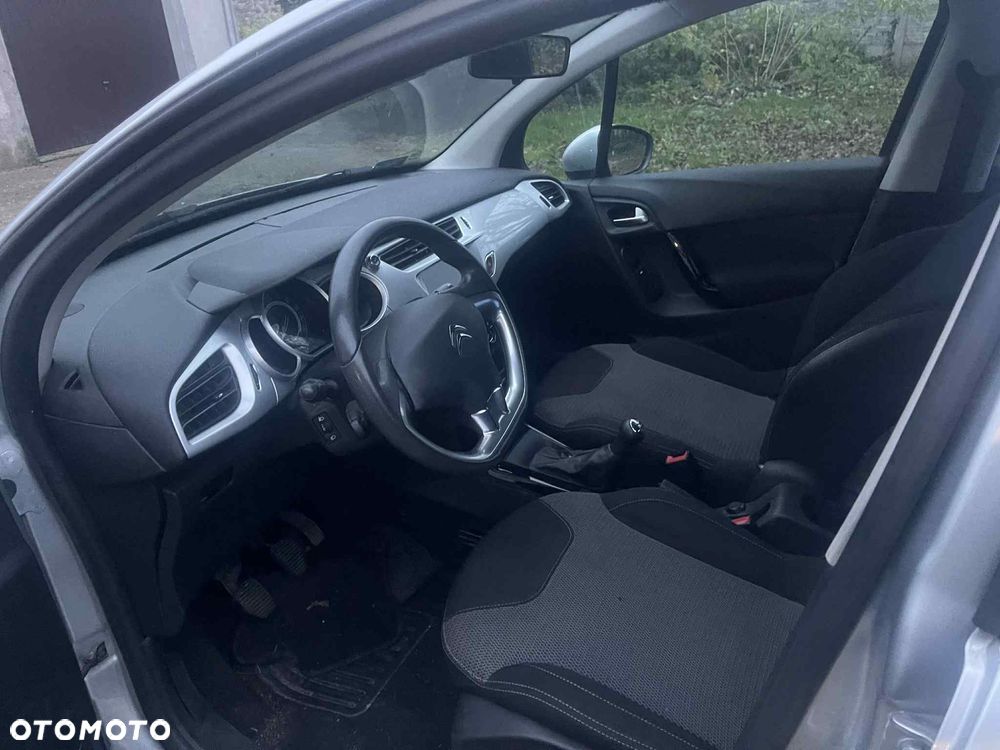 Kia Stonic 1.6 CRDi Vision - 8