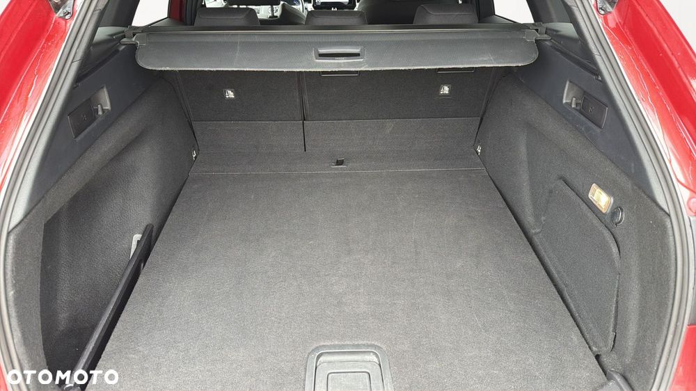 Toyota Corolla 2.0 Hybrid Comfort - 13