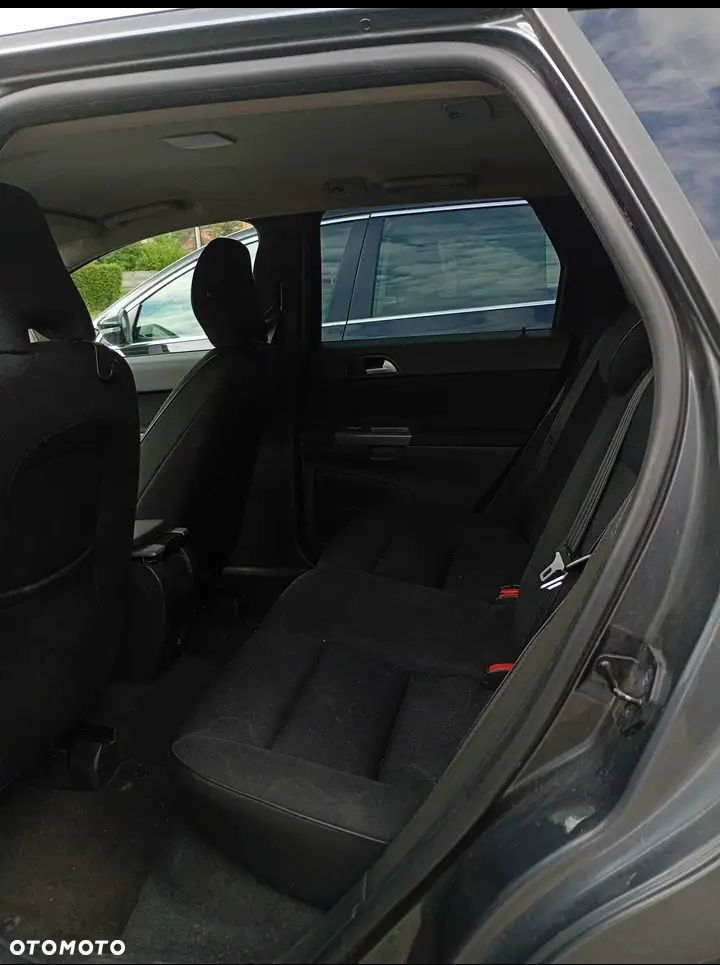 Volvo V50 D2 Momentum - 4