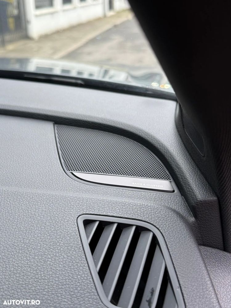 Audi Q5 55 TFSIe quattro S tronic S line - 14