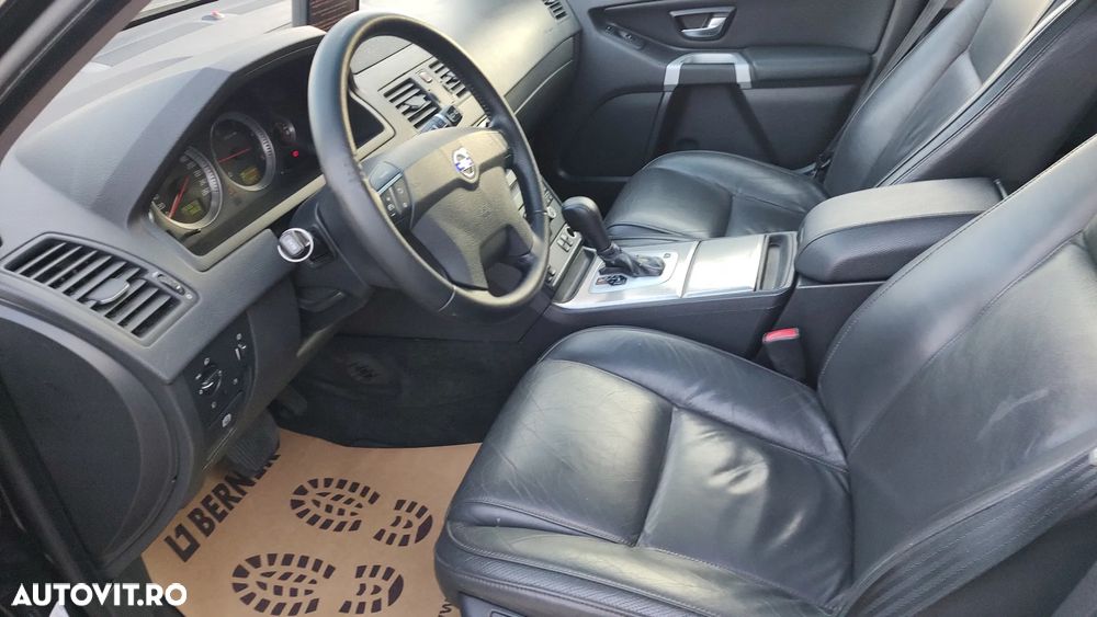Volvo XC 90 D5 Aut. Momentum - 10