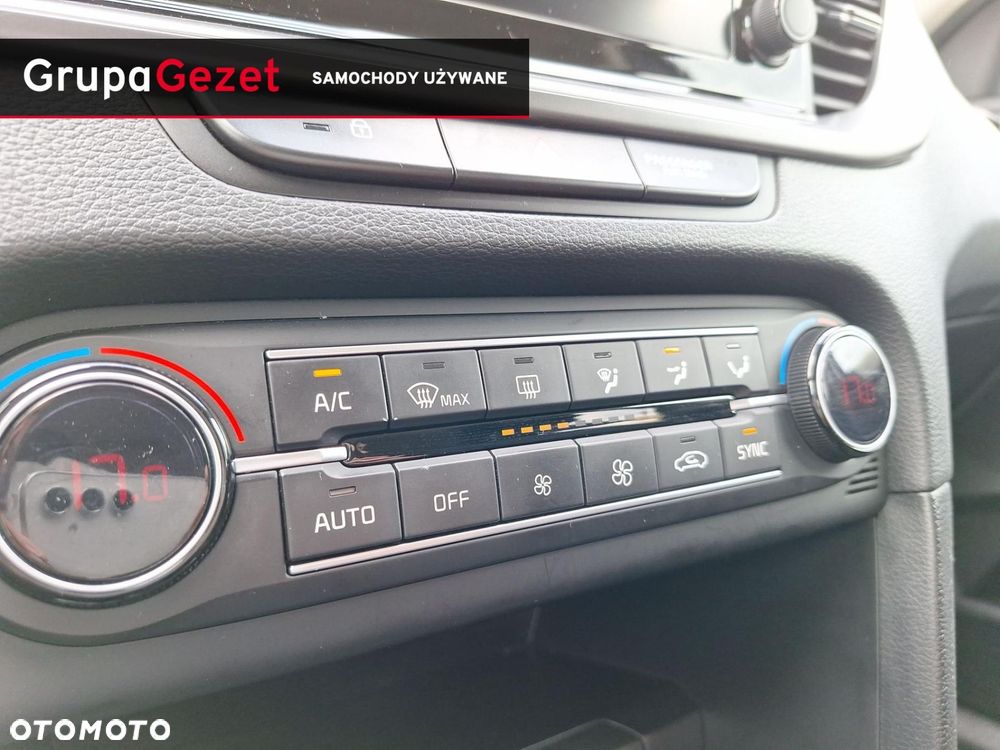 Kia XCeed 1.5 T-GDI M - 25