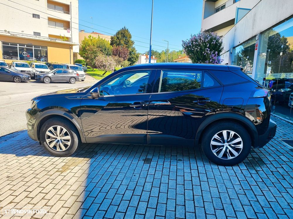 Peugeot e-2008 50 kWh Active - 3