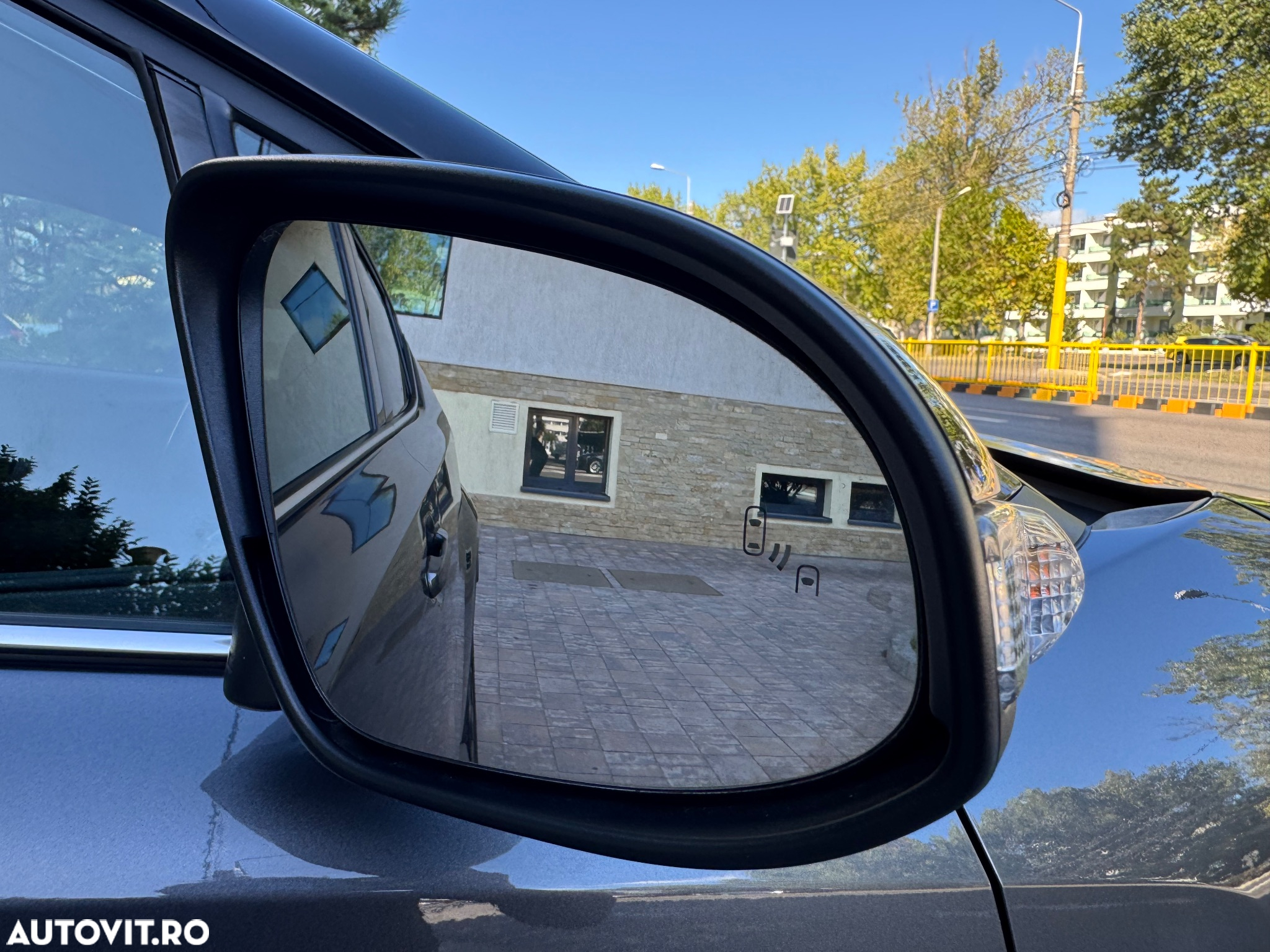 Toyota C-HR 1.8 HSD 122 CP 4x2 CVT C-ult Style bi-tone - 20
